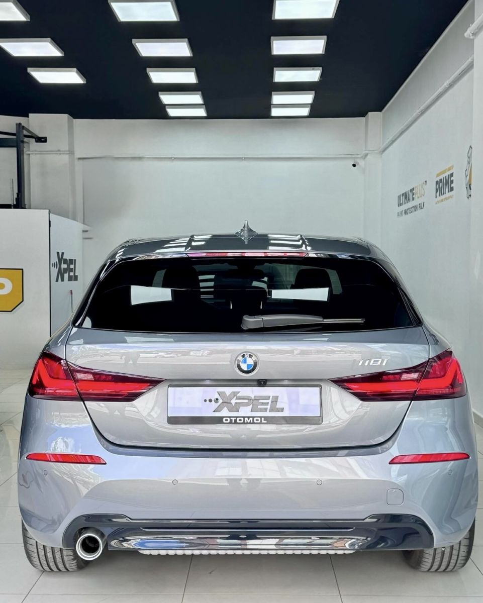 BMW 118i 