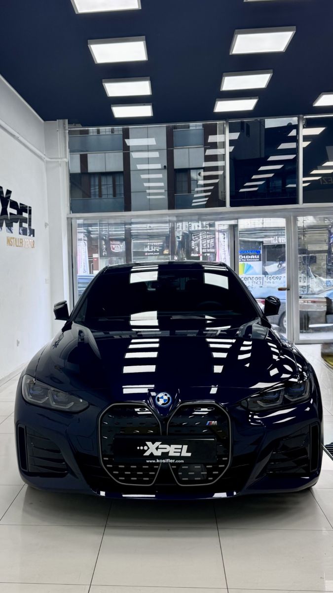 BMW i4 M50