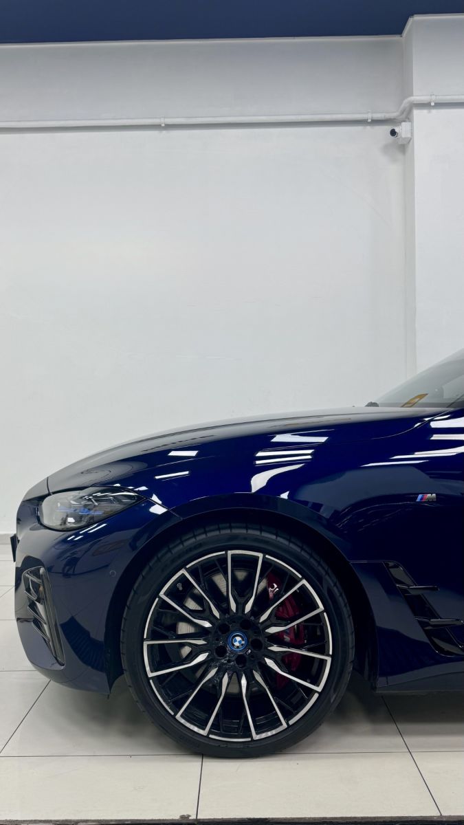 BMW i4 M50