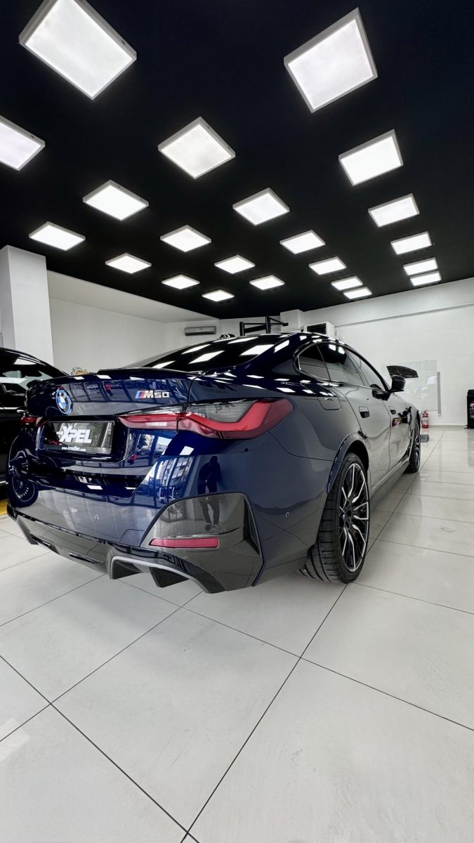 BMW i4 M50