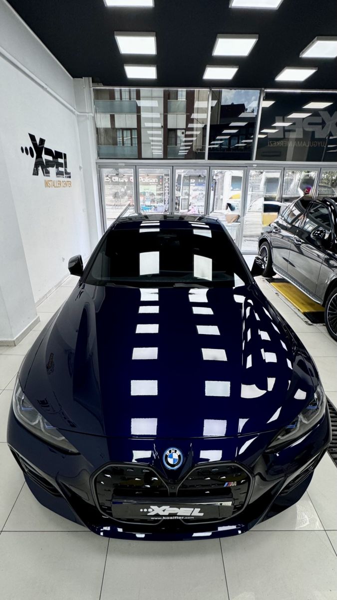 BMW i4 M50
