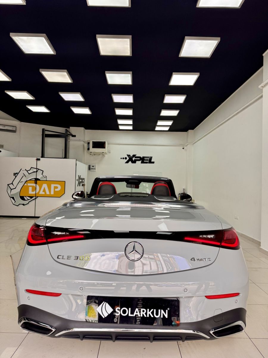 Mercedes CLE300 