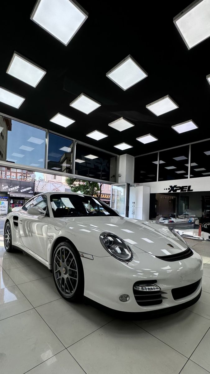 Porsche 911 Turbo S 