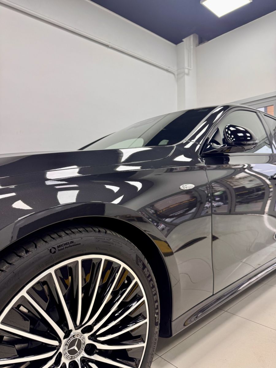 Mercedes E300e 