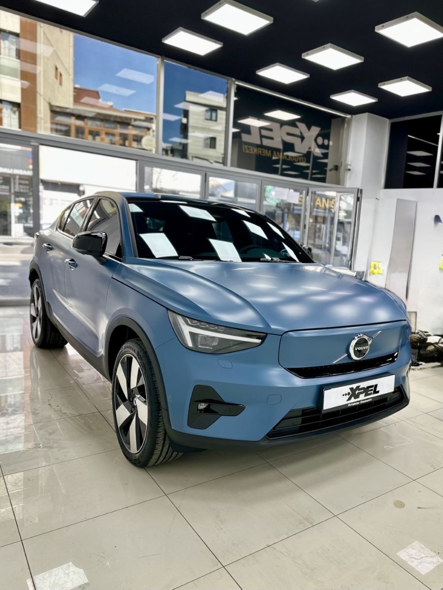 Volvo C40 