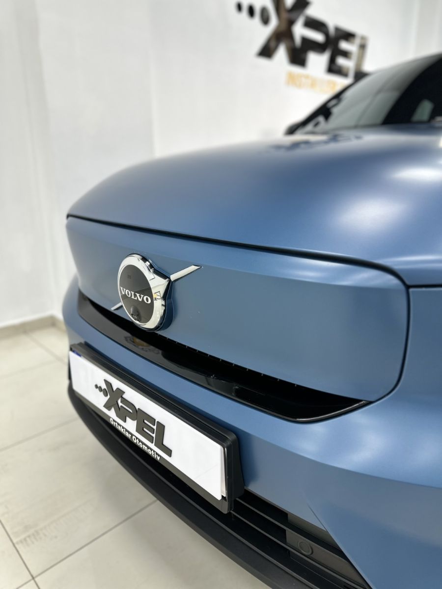 Volvo C40 