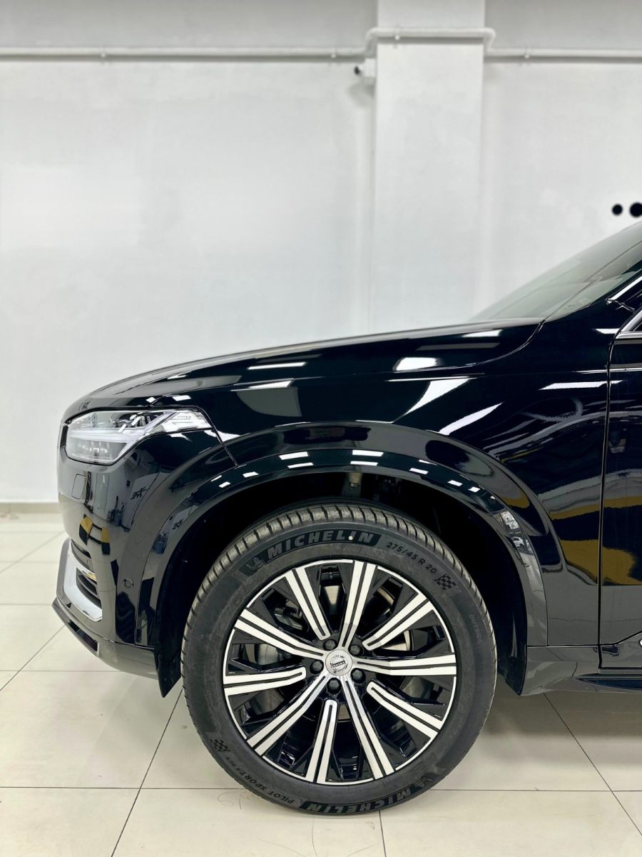 Volvo XC90 B5 